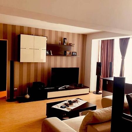 Cozy 2 Rooms Apartment Close To City Center Bucureşti Exterior foto
