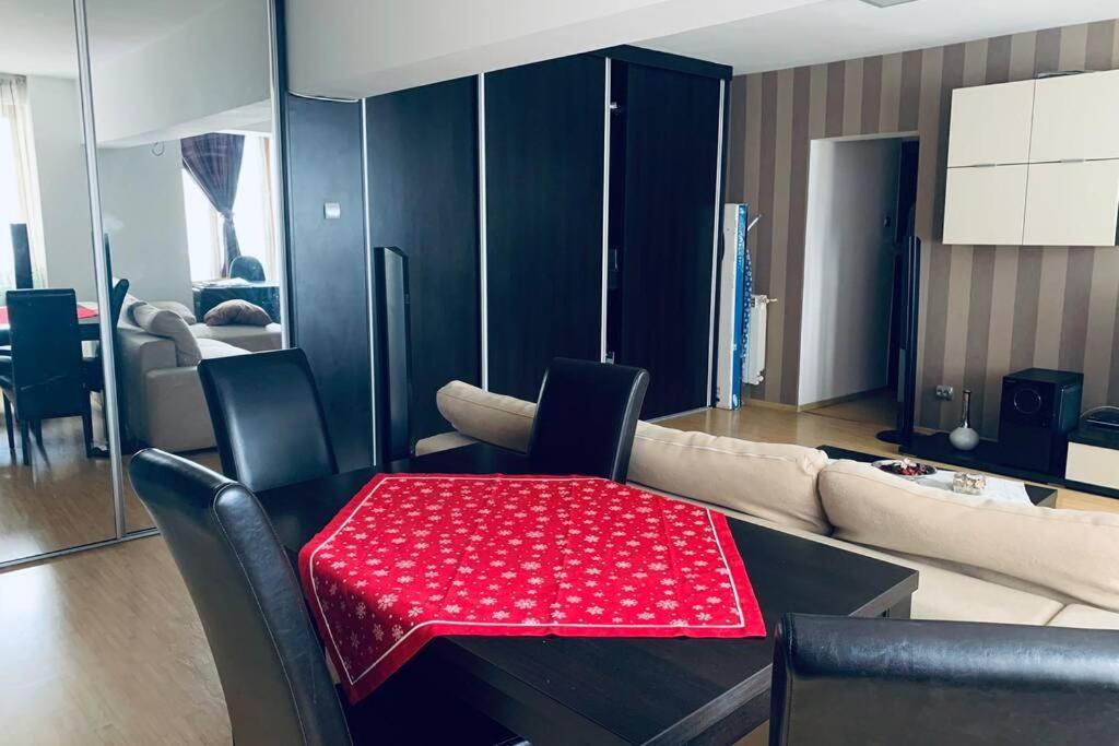 Cozy 2 Rooms Apartment Close To City Center Bucureşti Exterior foto